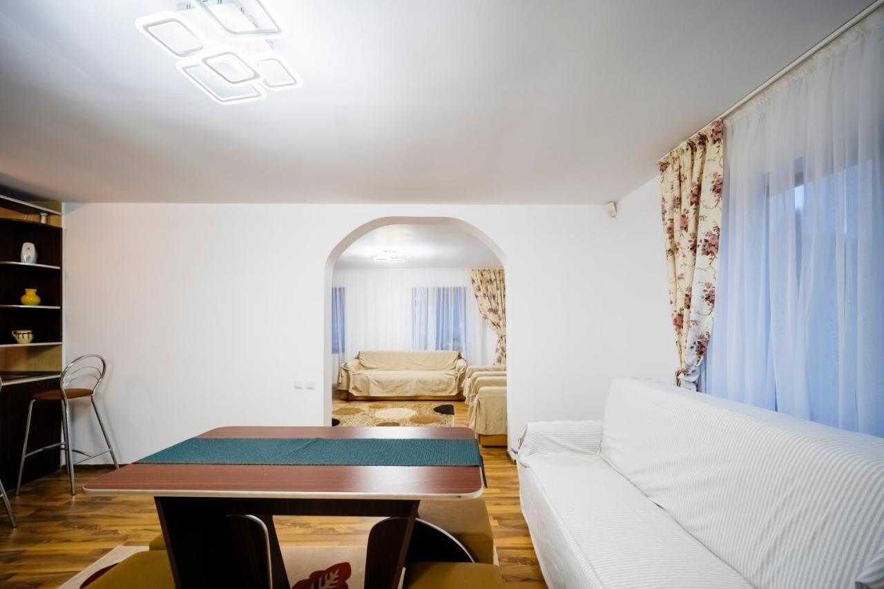 Casa Valeria Voronet Villa ภายนอก รูปภาพ